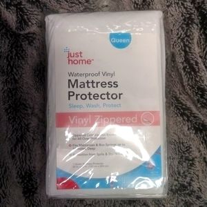 just home Mattress Protector QUEEN